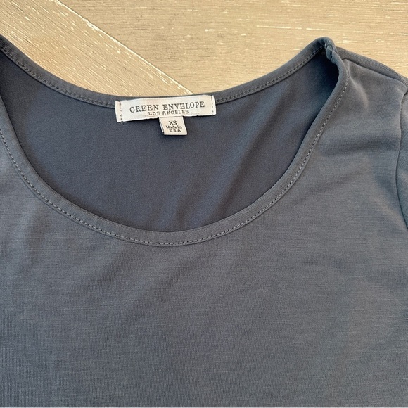 Green Envelope Gray Long Sleeve Ruffled Blouse - Picture 5 of 10